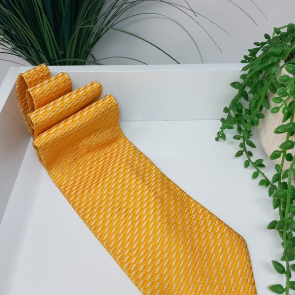Neiman Marcus 100% Silk Neck Tie - Picture 5 of 7
